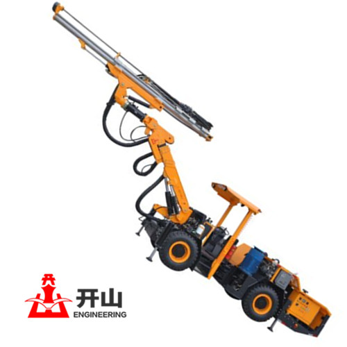 開山全液(yè)壓鑽機在(zai)海南石碌(lù)鐵礦